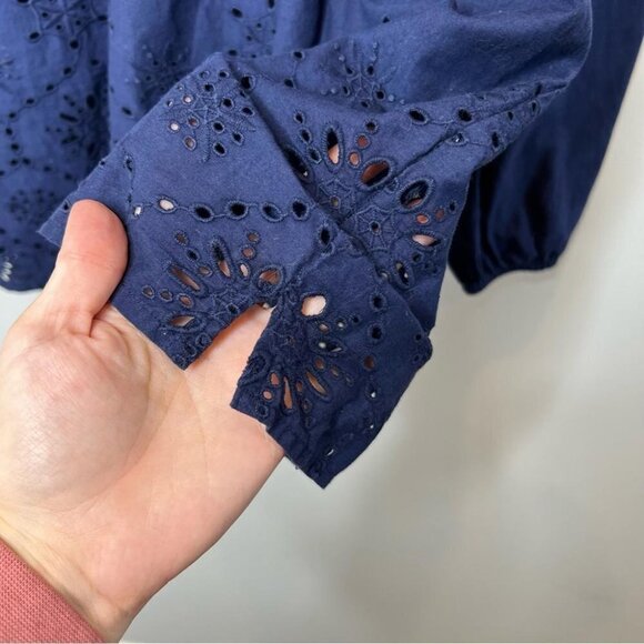 Lilly Pulitzer Womens Size Large Navy Blue Popover Cotton Blouse Eyelet Lace - Picture 5 of 7